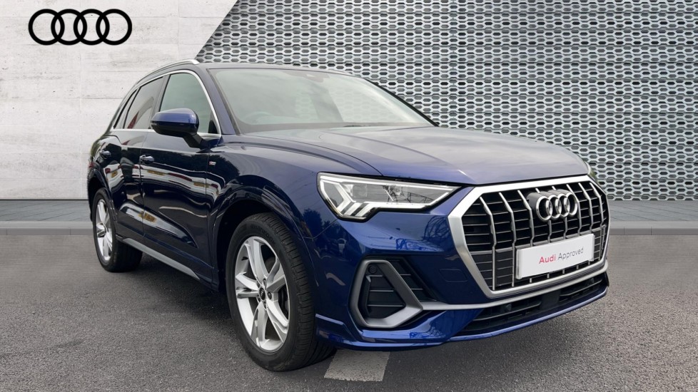 Main listing image - Audi Q3