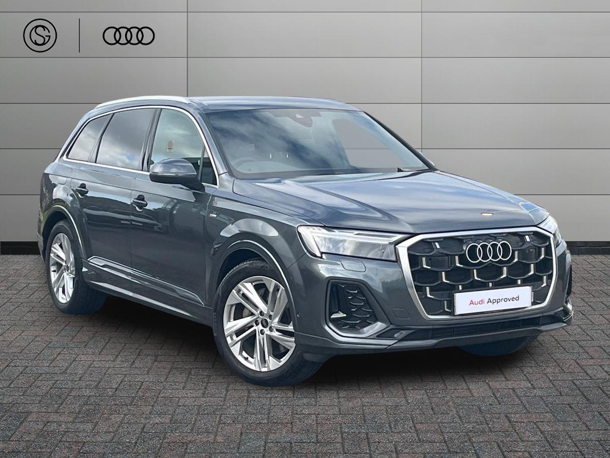 Main listing image - Audi Q7