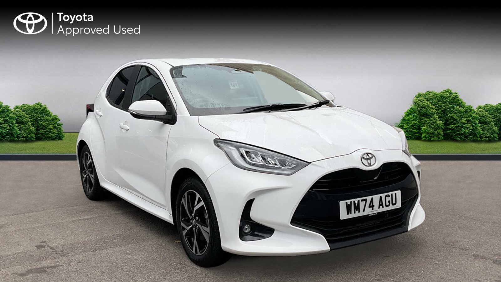 Main listing image - Toyota Yaris