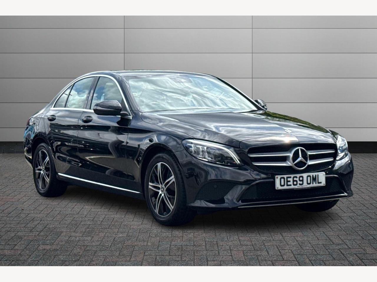 Main listing image - Mercedes-Benz C-Class