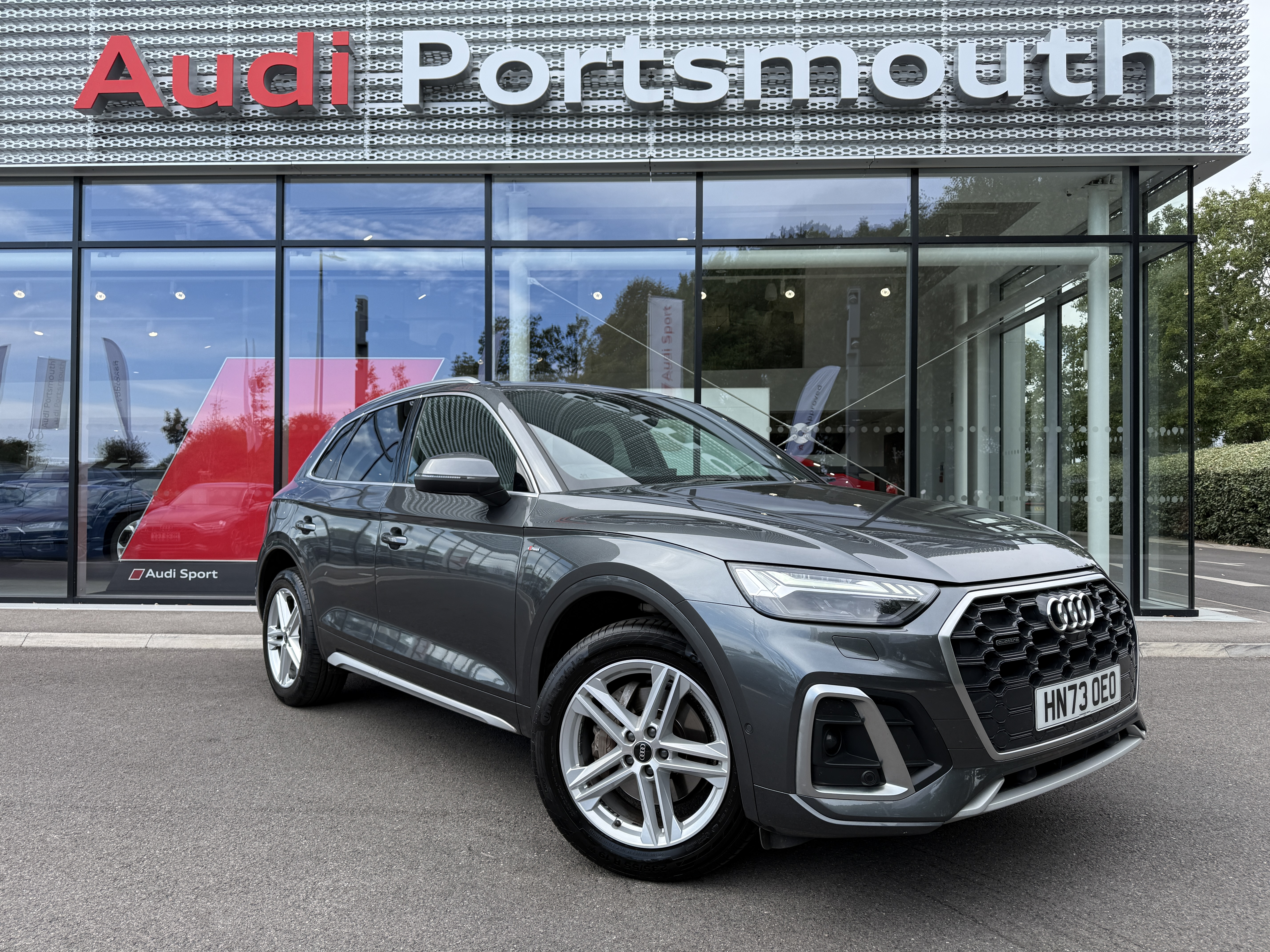 Main listing image - Audi Q5
