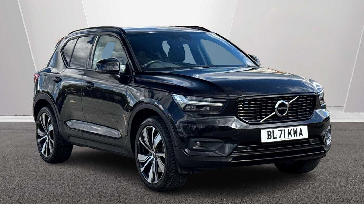 Main listing image - Volvo XC40