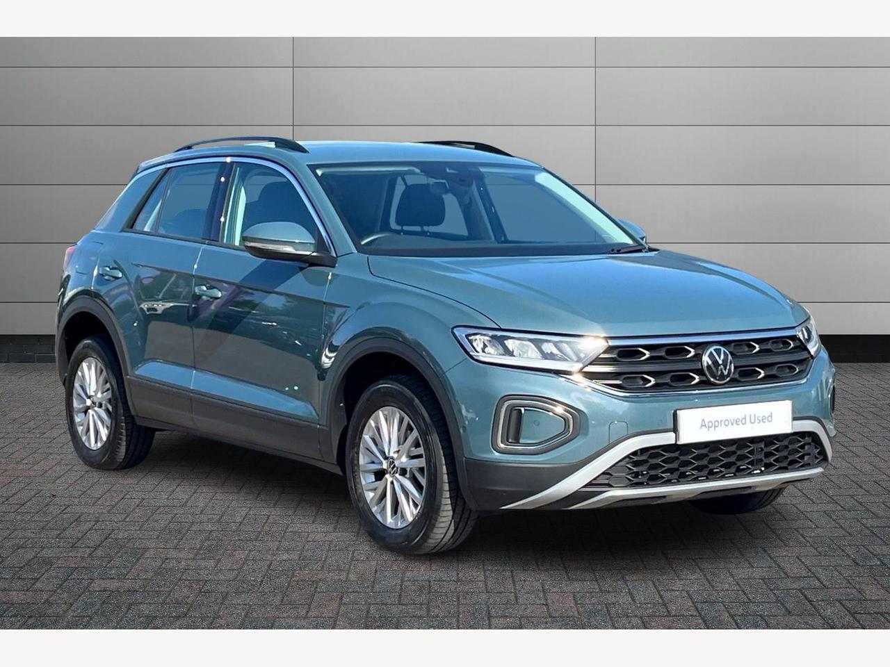 Main listing image - Volkswagen T-Roc