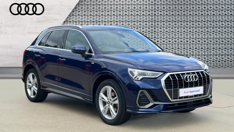 Main listing image - Audi Q3