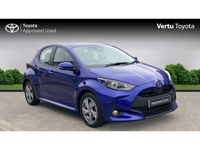 Main listing image - Toyota Yaris