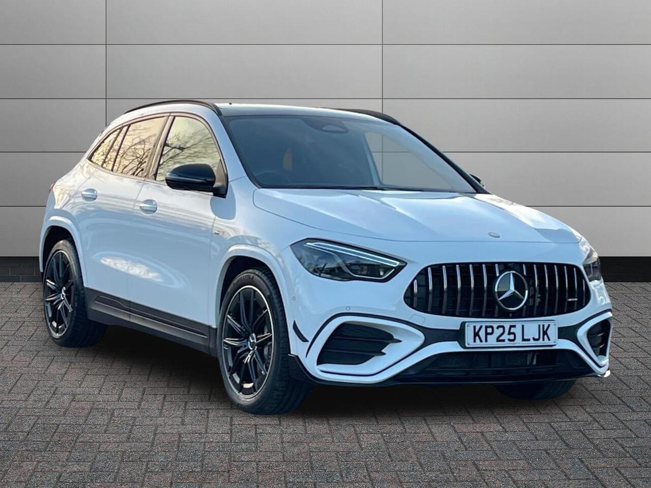 Main listing image - Mercedes-Benz GLA