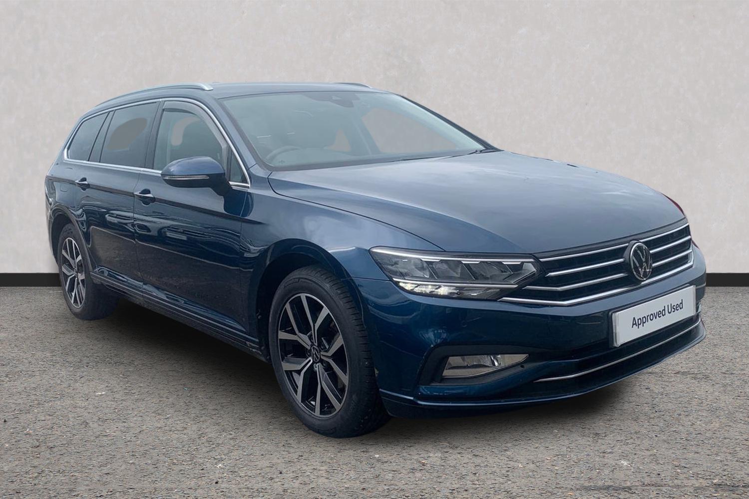 Main listing image - Volkswagen Passat