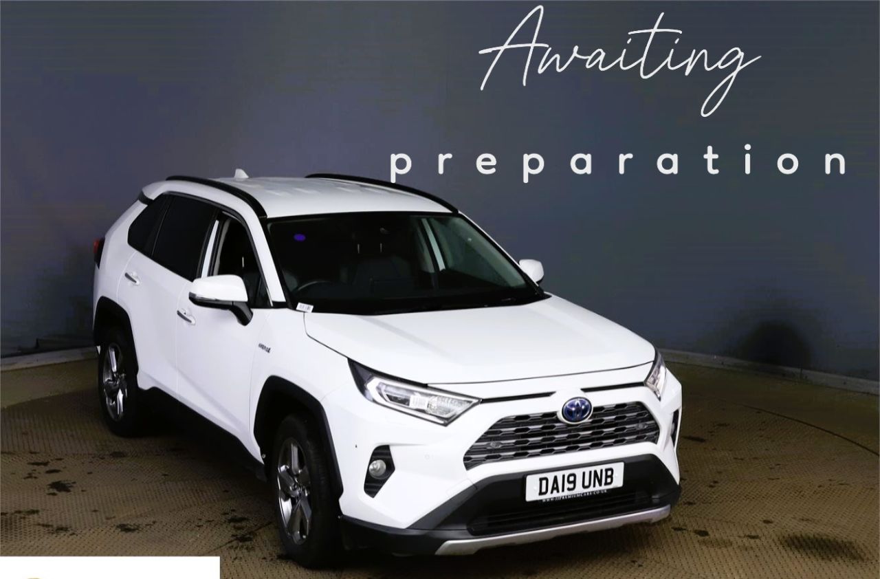 Main listing image - Toyota RAV4