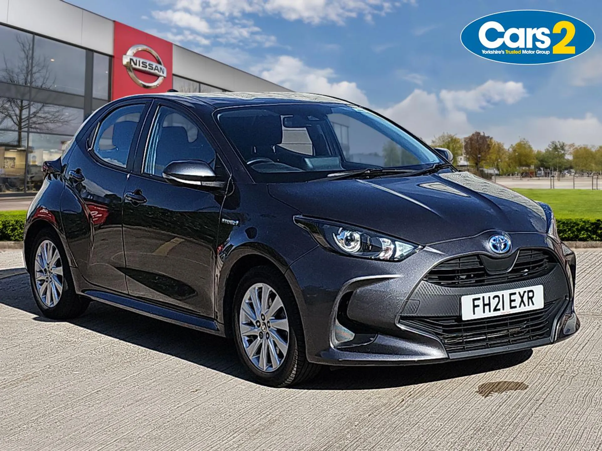 Main listing image - Toyota Yaris