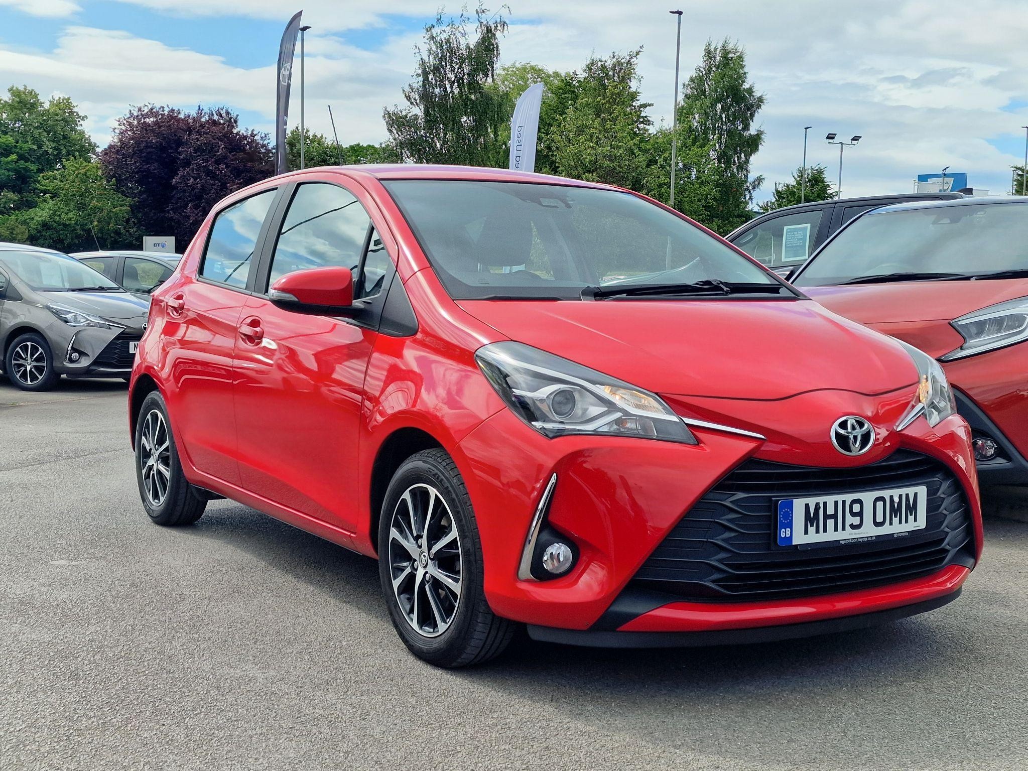 Main listing image - Toyota Yaris