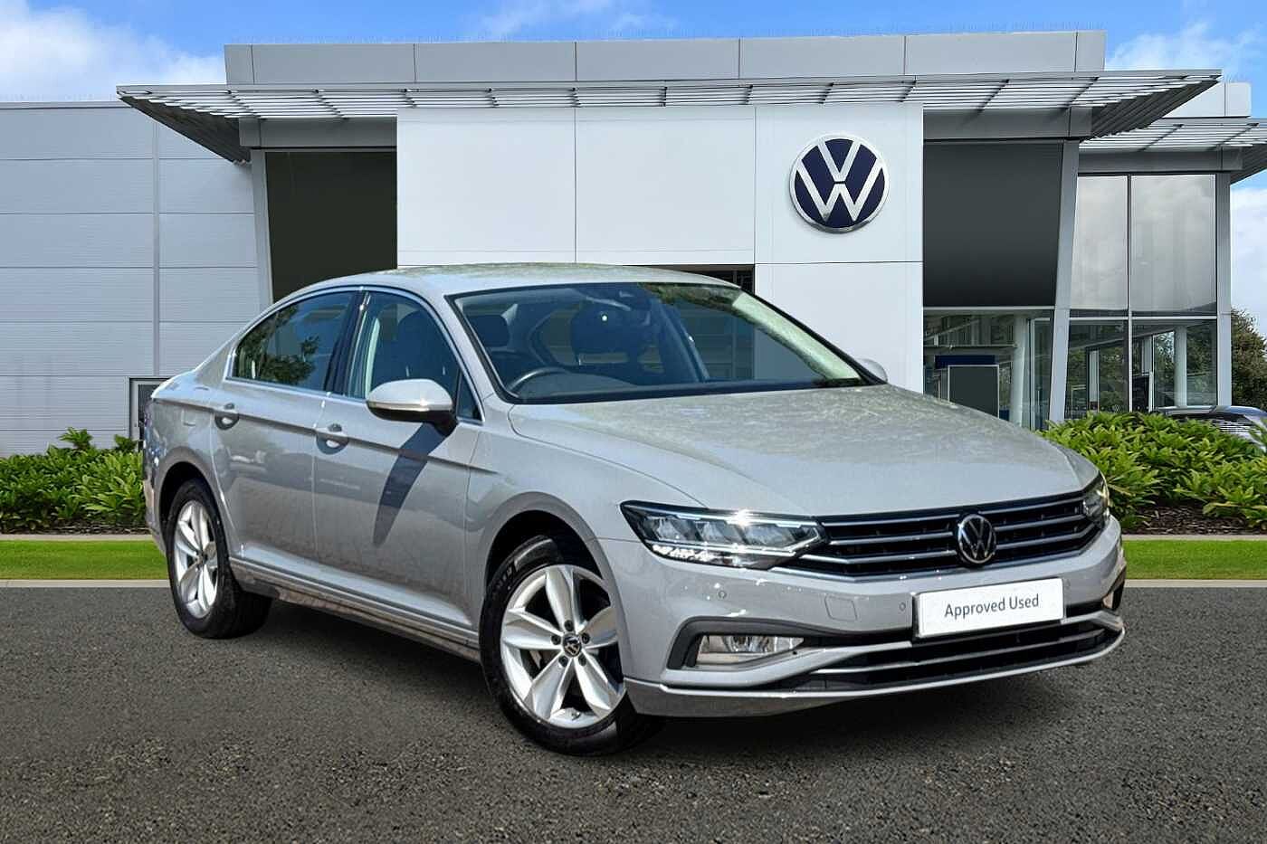 Main listing image - Volkswagen Passat