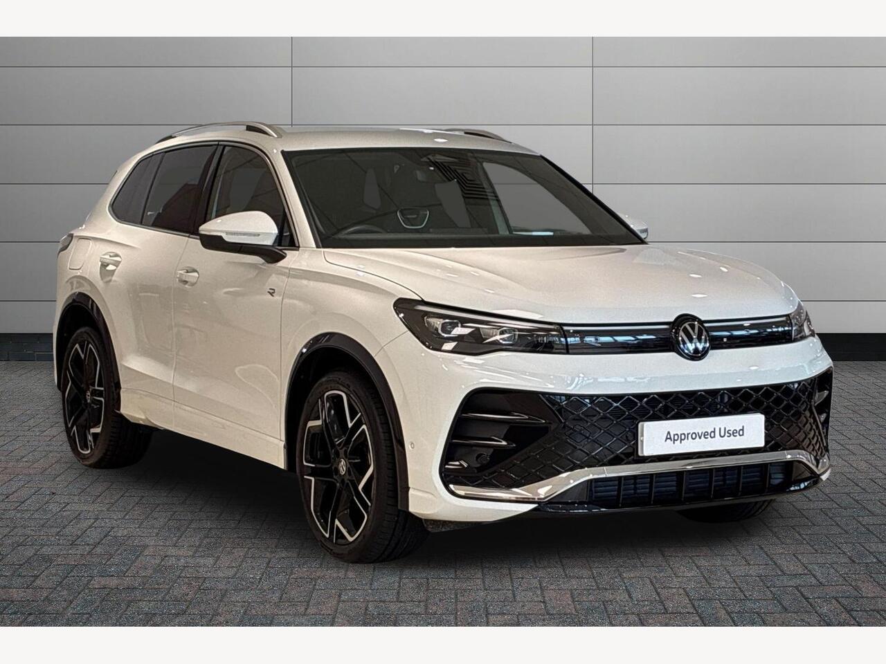 Main listing image - Volkswagen Tiguan