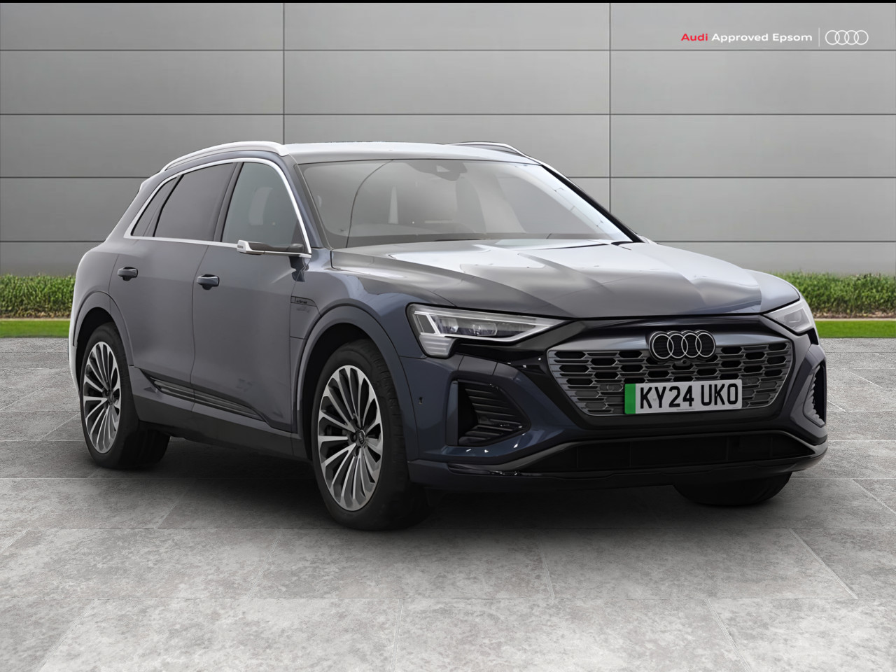 Main listing image - Audi Q8 e-tron