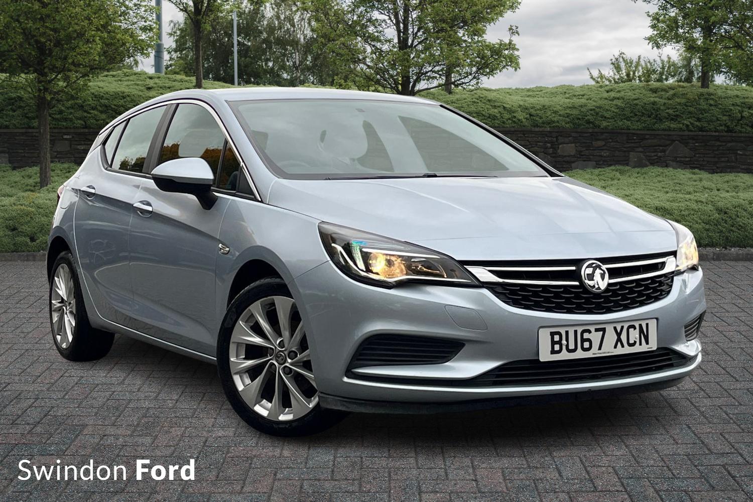 Main listing image - Vauxhall Astra