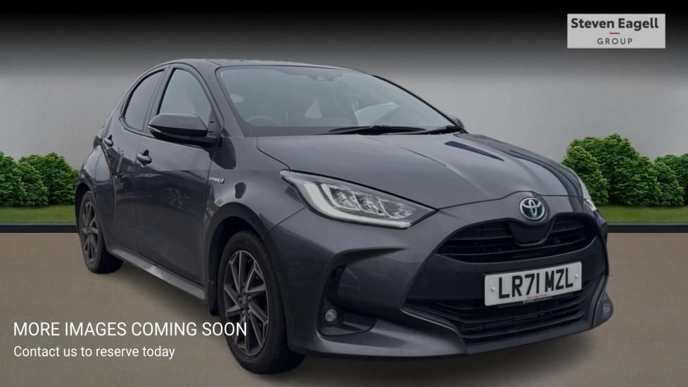 Main listing image - Toyota Yaris