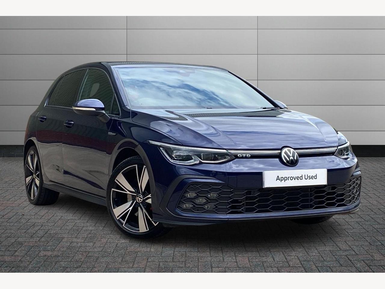Main listing image - Volkswagen Golf