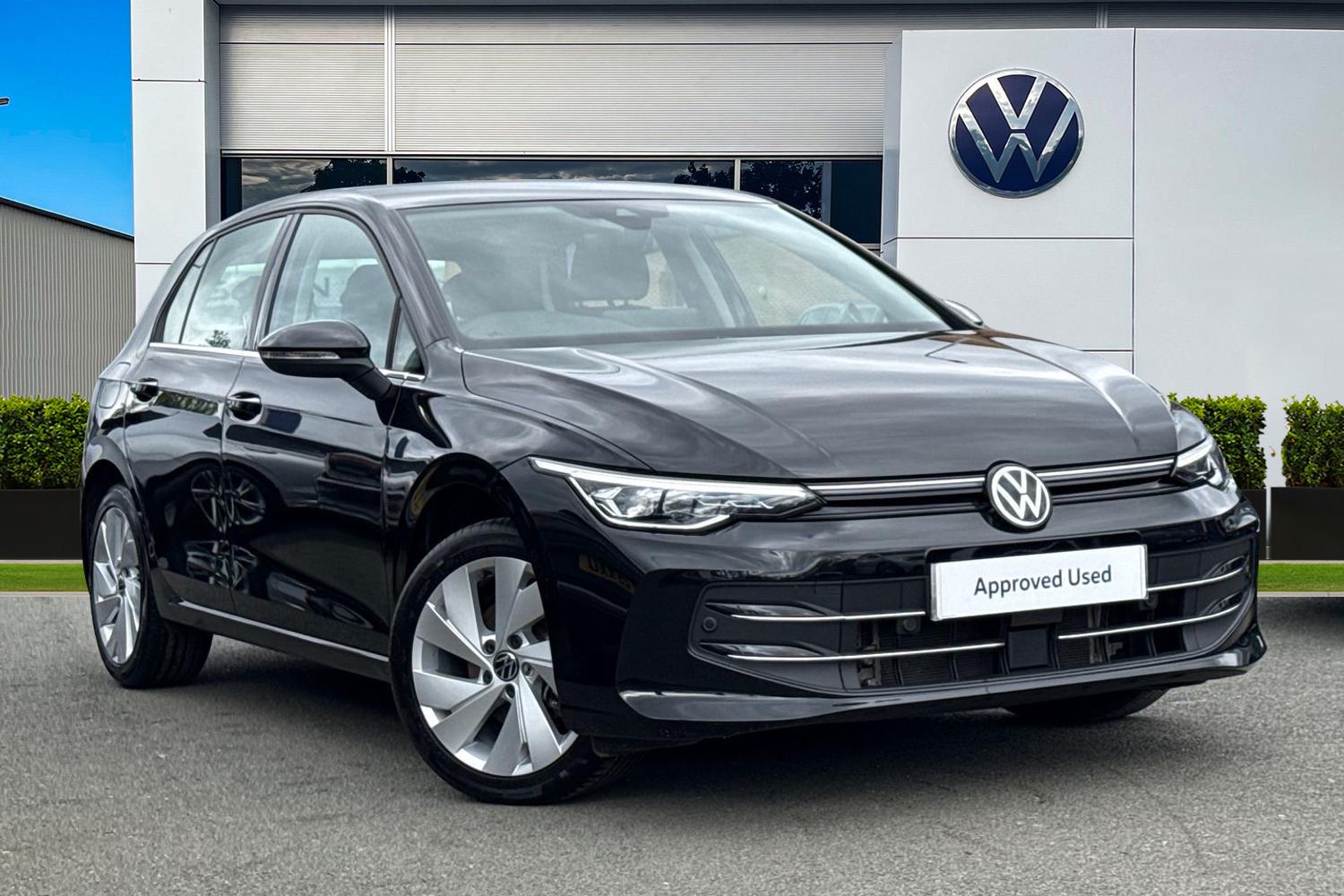 Main listing image - Volkswagen Golf