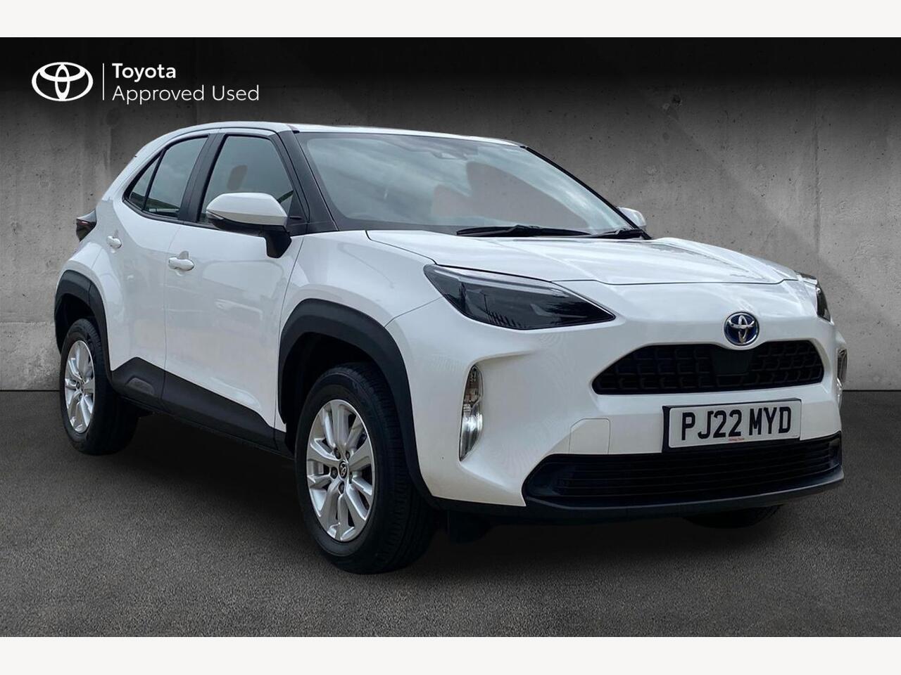 Main listing image - Toyota Yaris Cross
