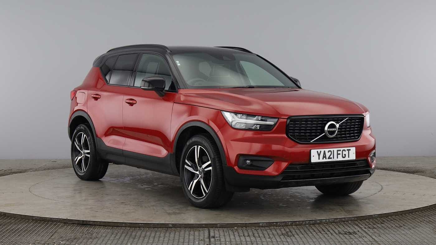 Main listing image - Volvo XC40 Recharge