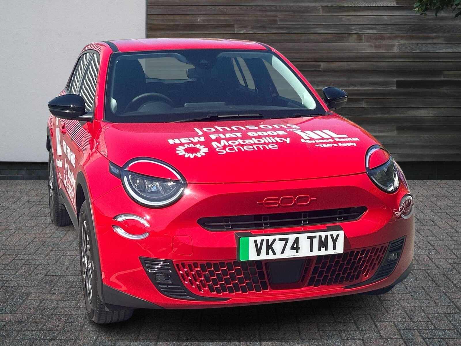 Main listing image - Fiat 600 Electric