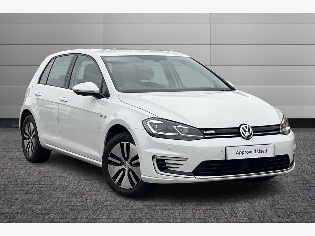 Main listing image - Volkswagen e-Golf