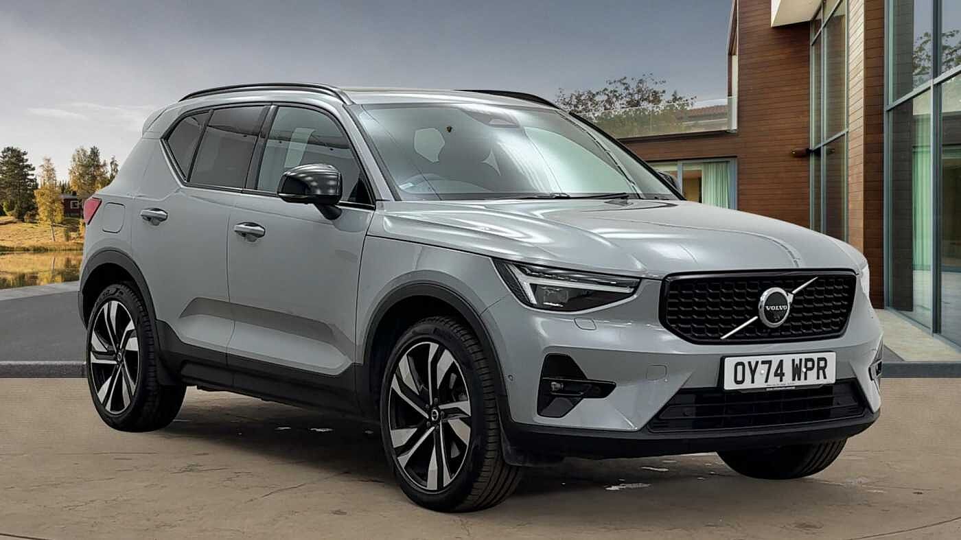Main listing image - Volvo XC40