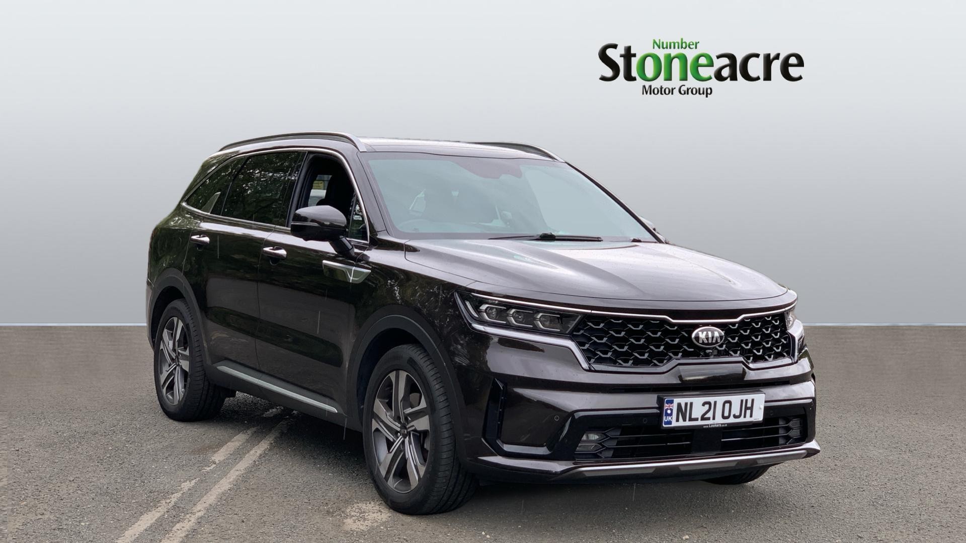 Main listing image - Kia Sorento