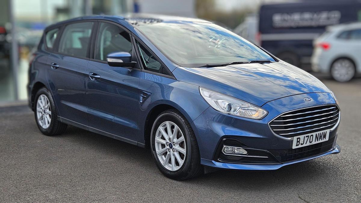Main listing image - Ford S-MAX