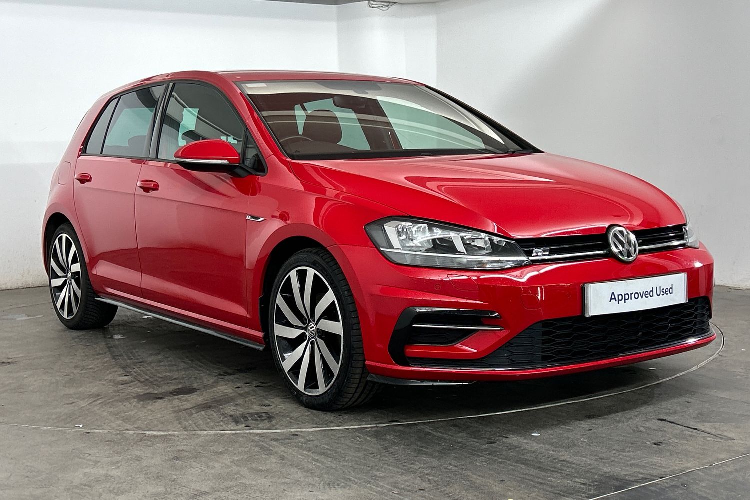 Main listing image - Volkswagen Golf