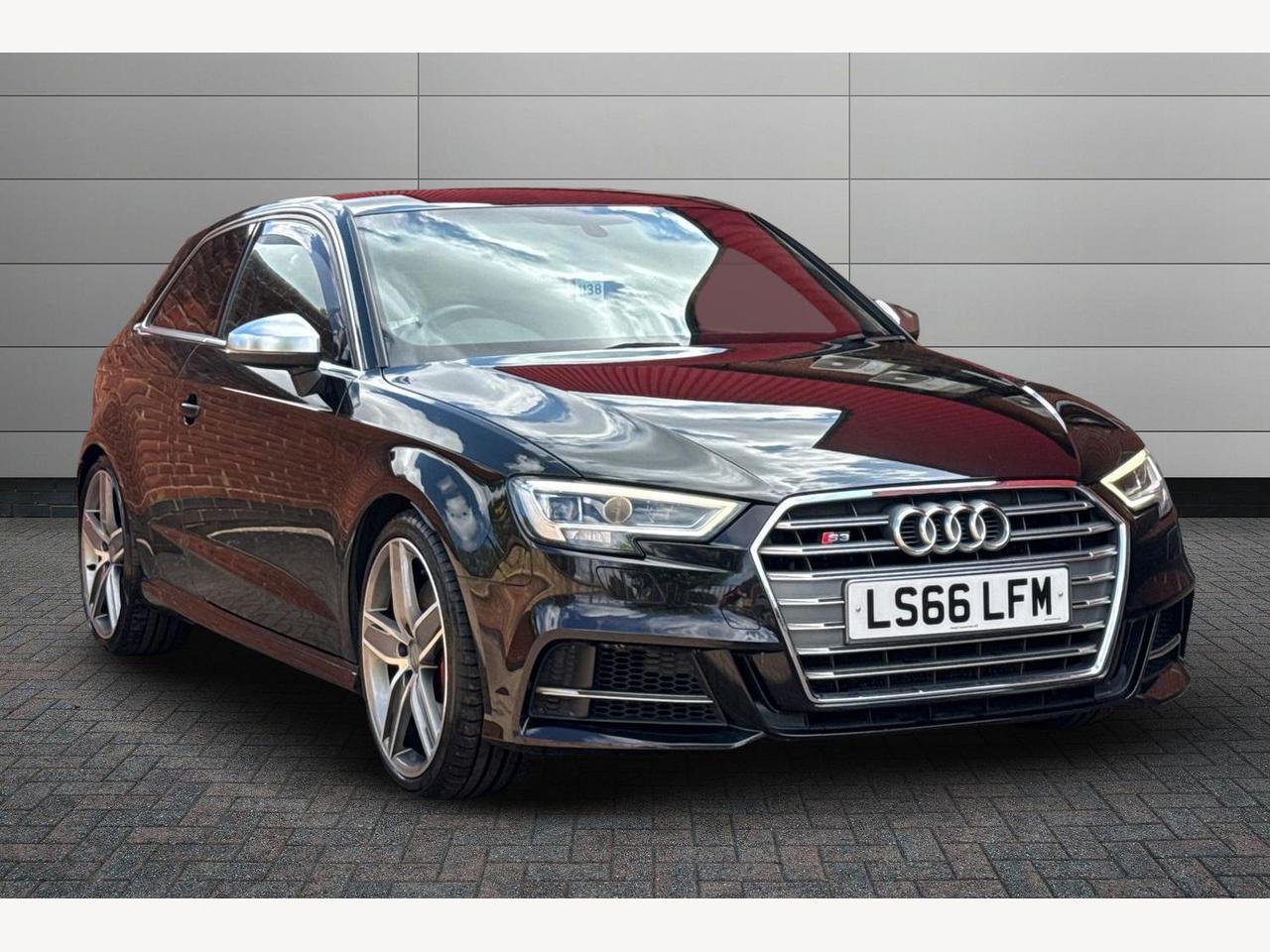 Main listing image - Audi S3