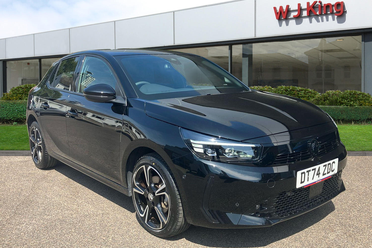 Main listing image - Vauxhall Corsa