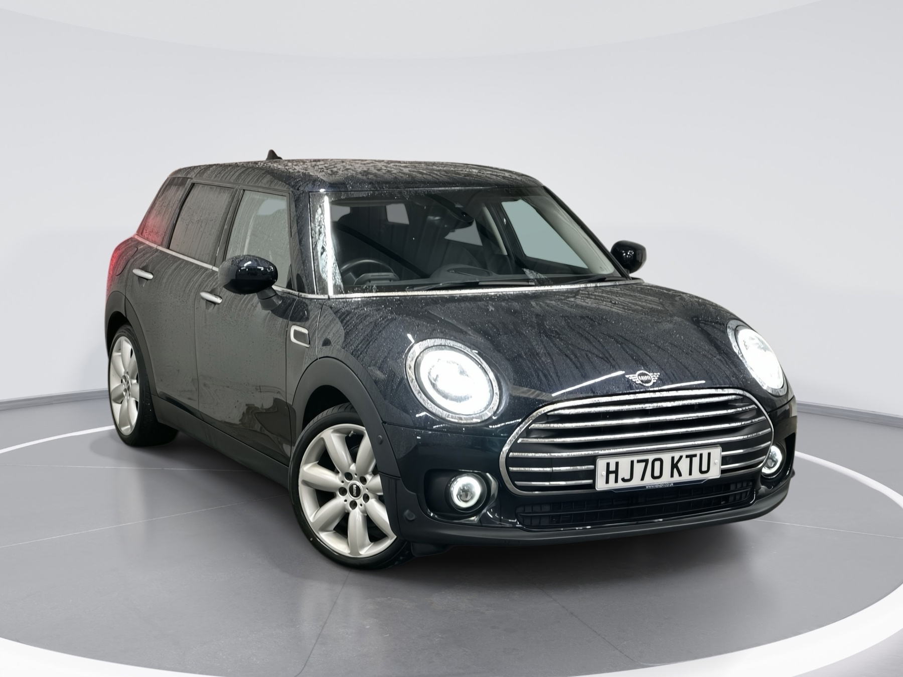 Main listing image - MINI Clubman