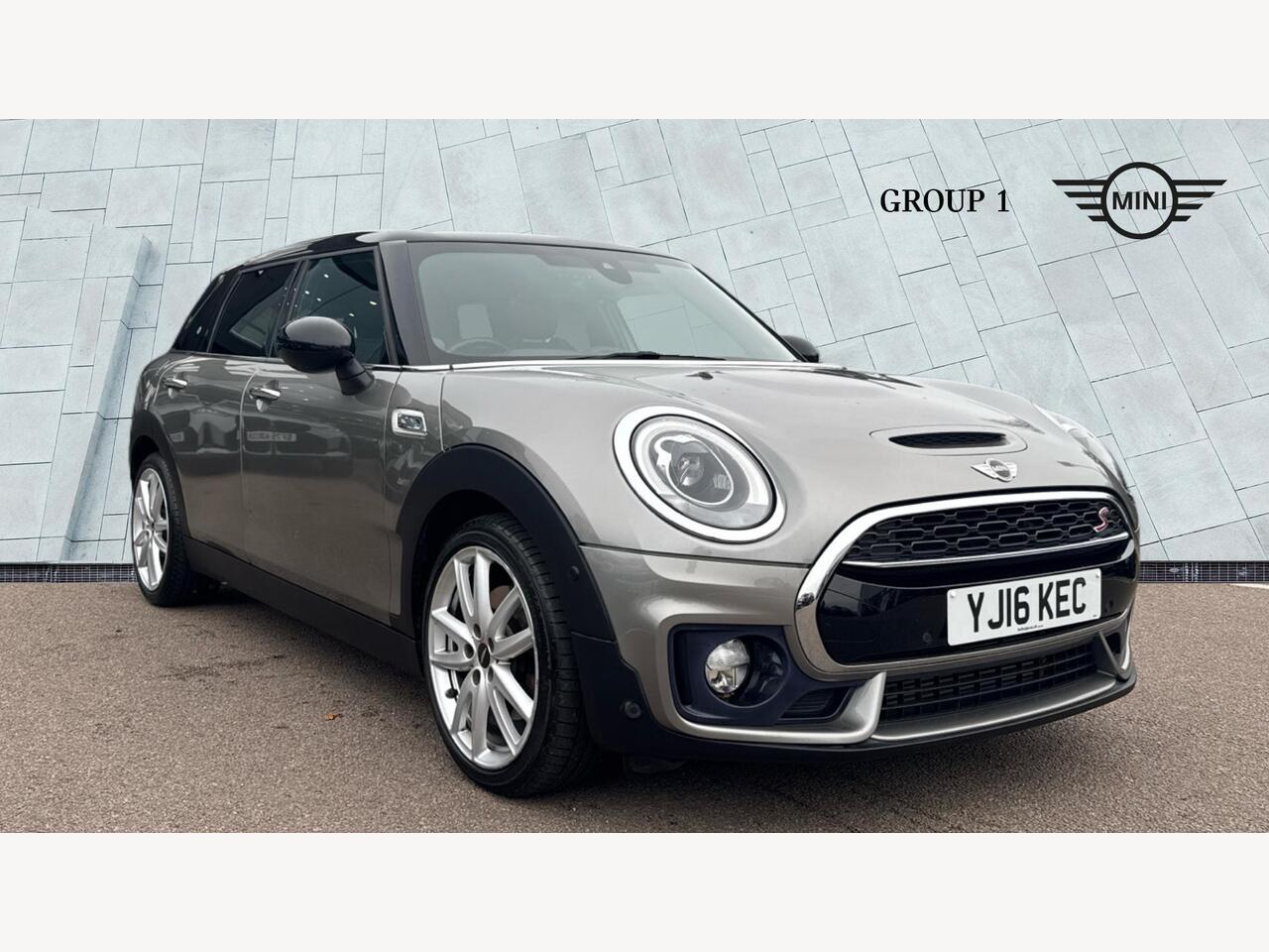 Main listing image - MINI Clubman