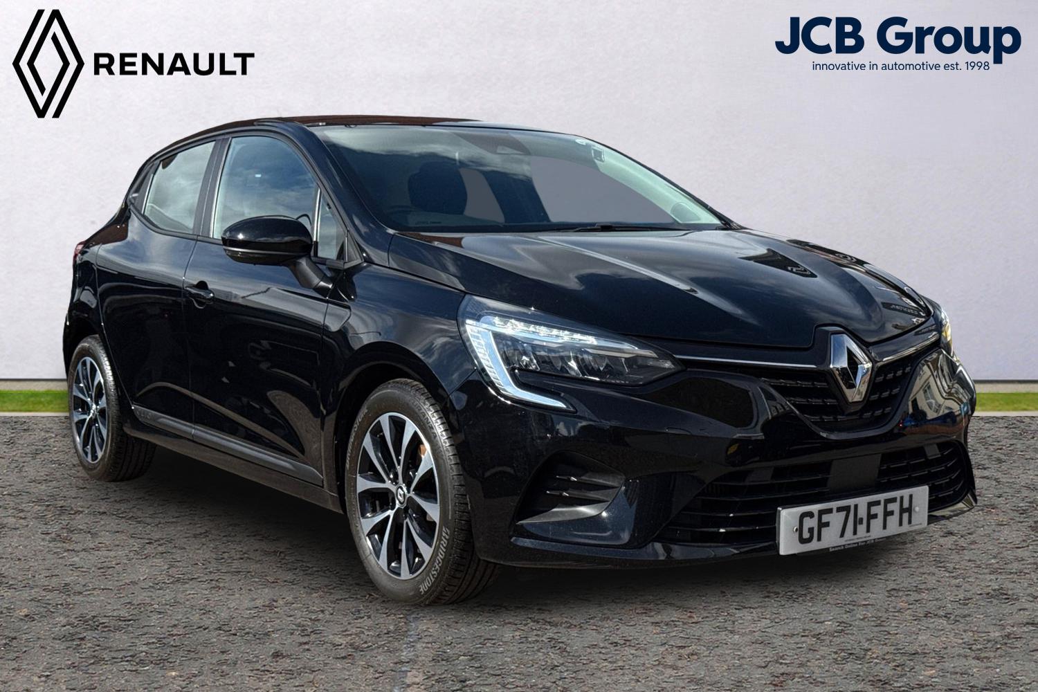 Main listing image - Renault Clio