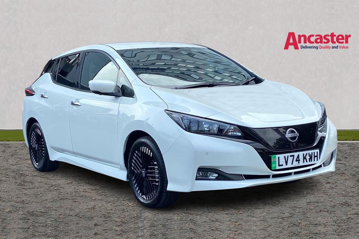 Main listing image - Nissan Leaf