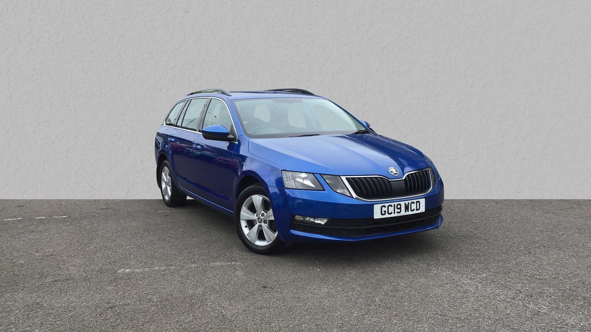 Main listing image - Skoda Octavia Estate