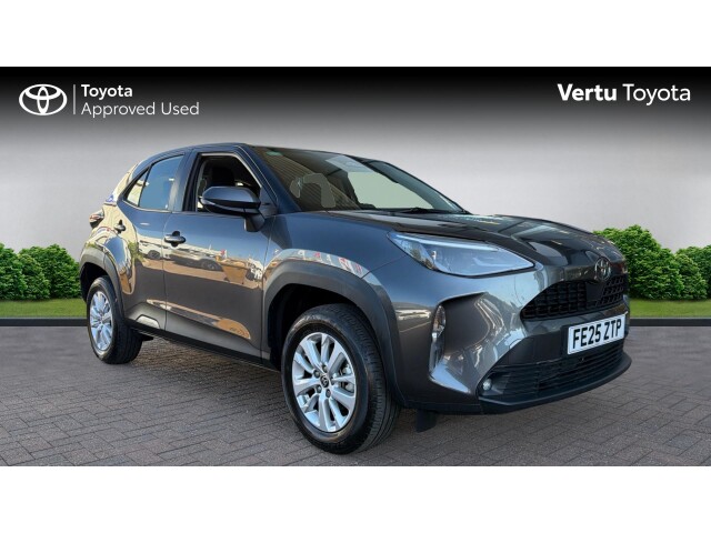 Main listing image - Toyota Yaris Cross