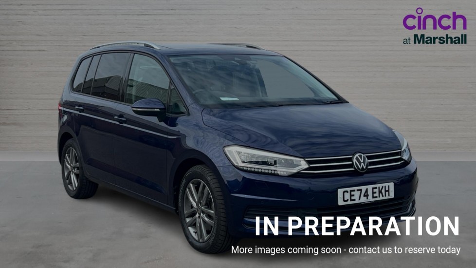Main listing image - Volkswagen Touran
