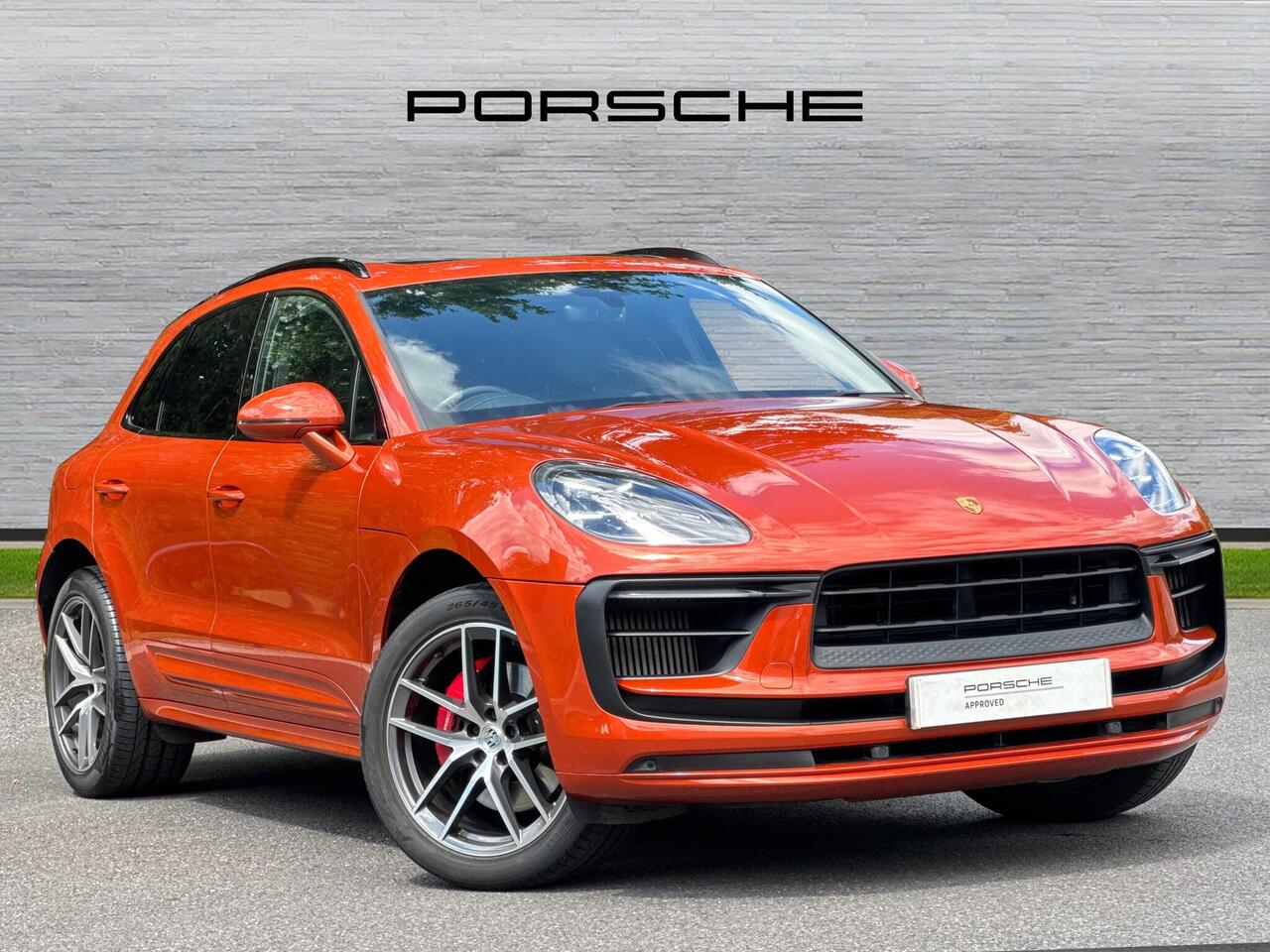 Main listing image - Porsche Macan