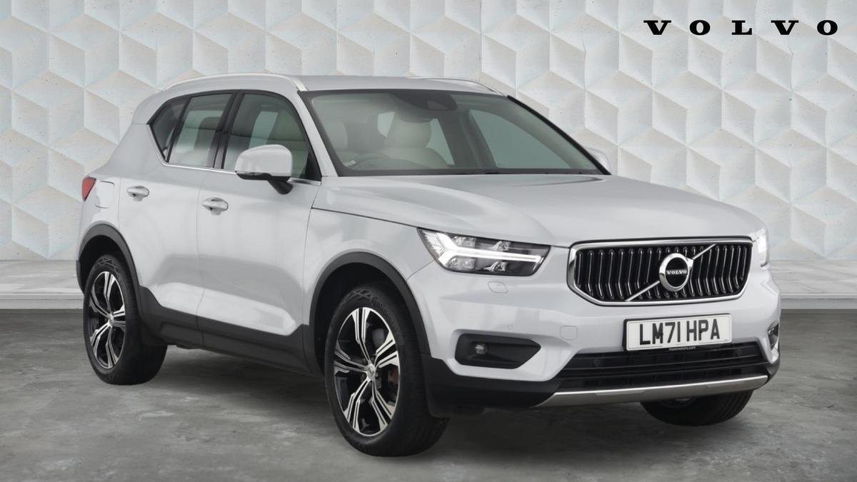 Main listing image - Volvo XC40 Recharge