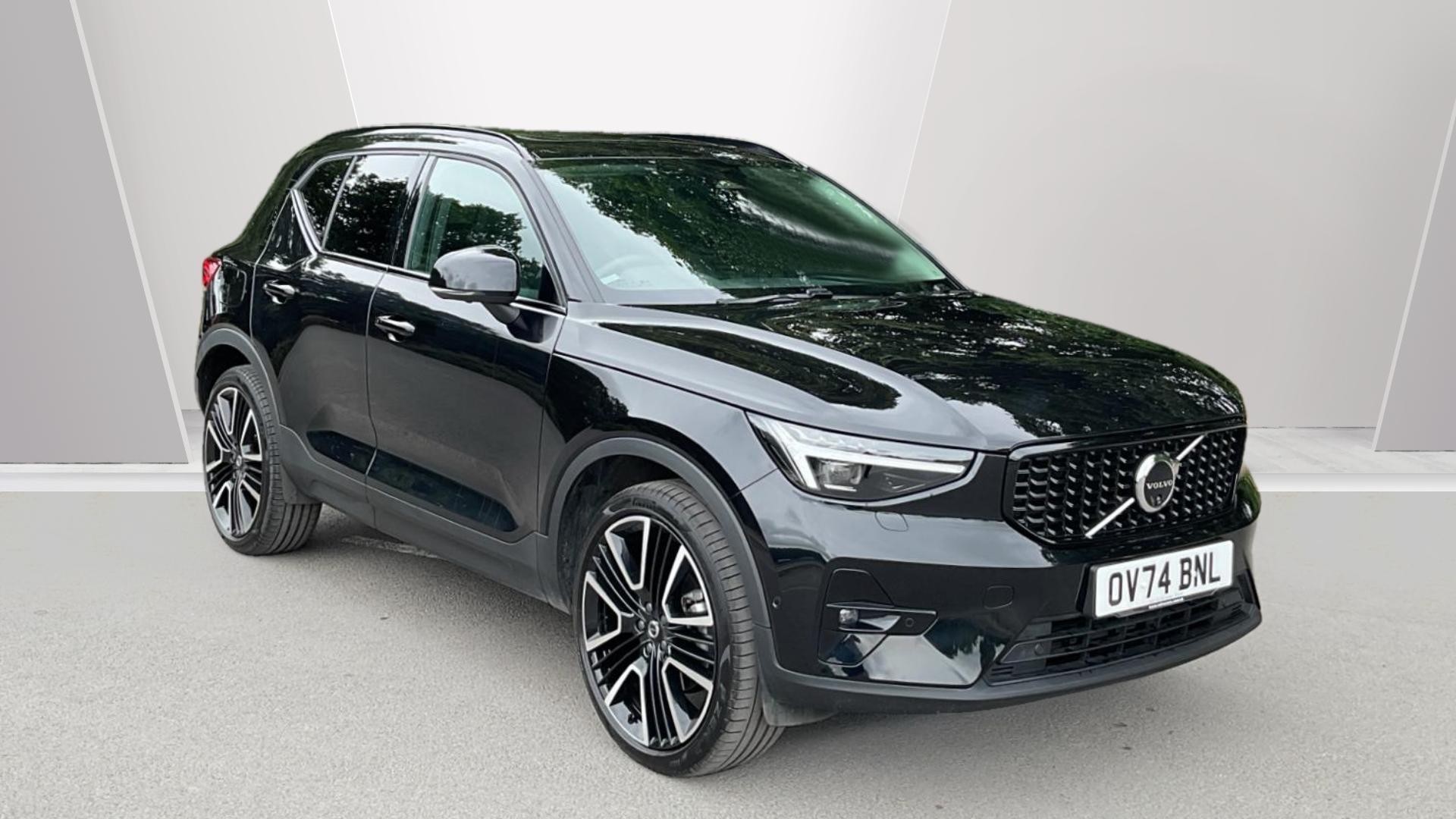 Main listing image - Volvo XC40
