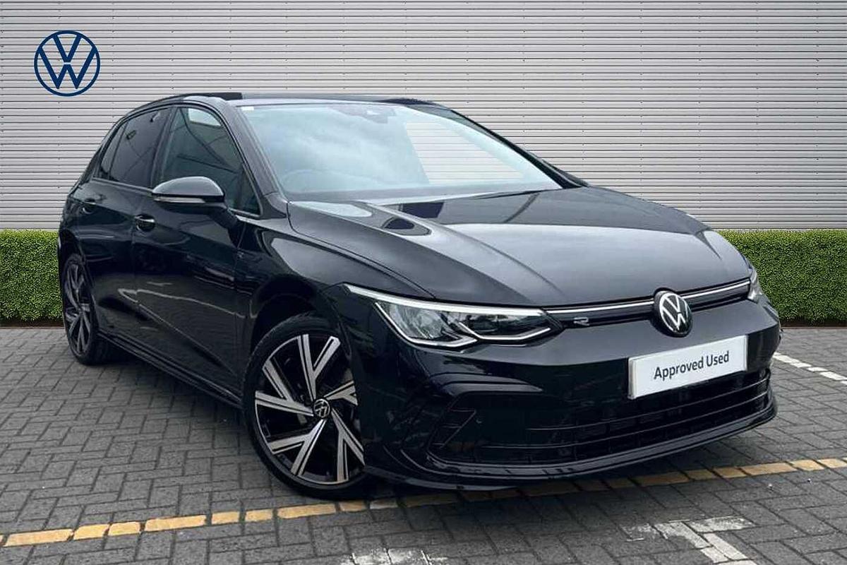 Main listing image - Volkswagen Golf