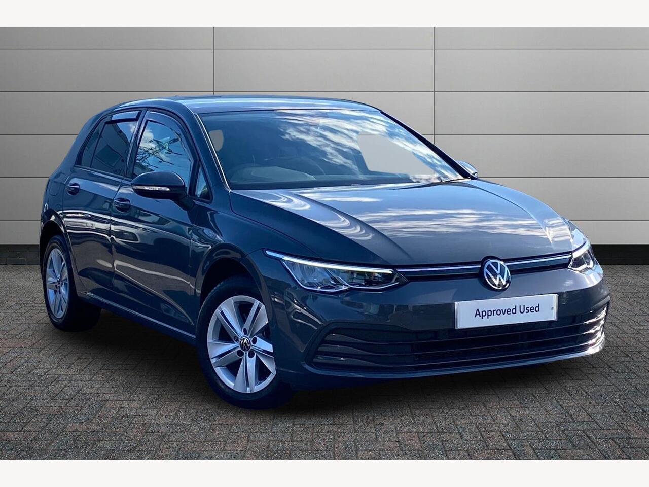 Main listing image - Volkswagen Golf
