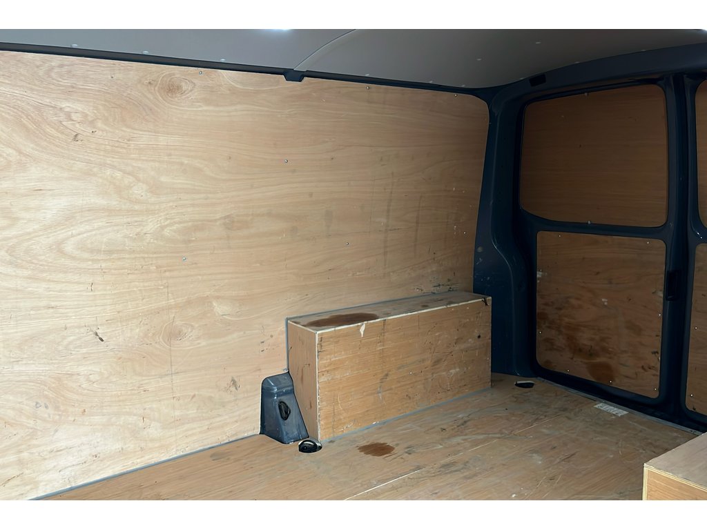 Main listing image - Volkswagen Transporter