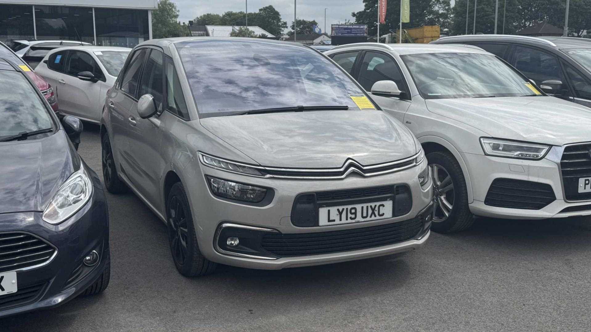 Main listing image - Citroen C4 SpaceTourer