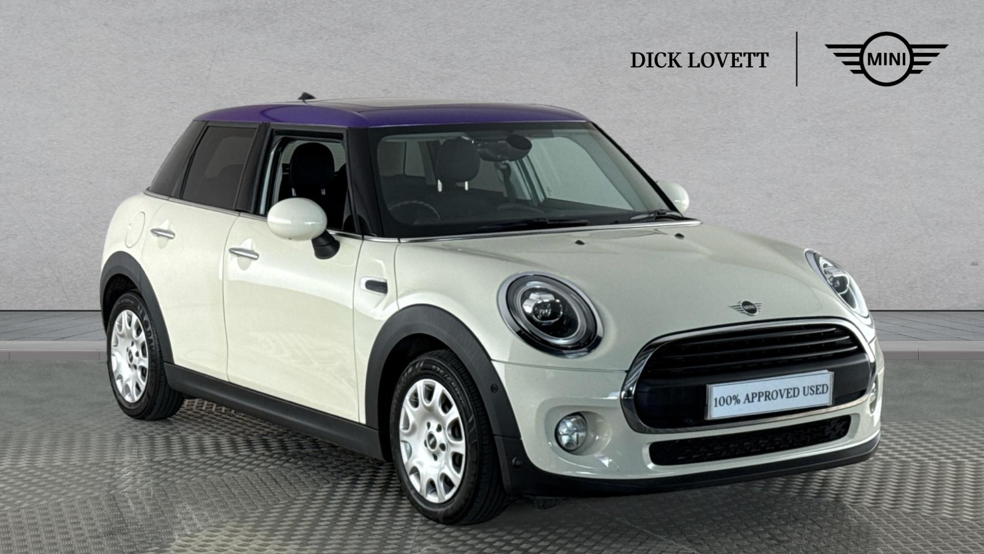 Main listing image - MINI Hatchback 5dr