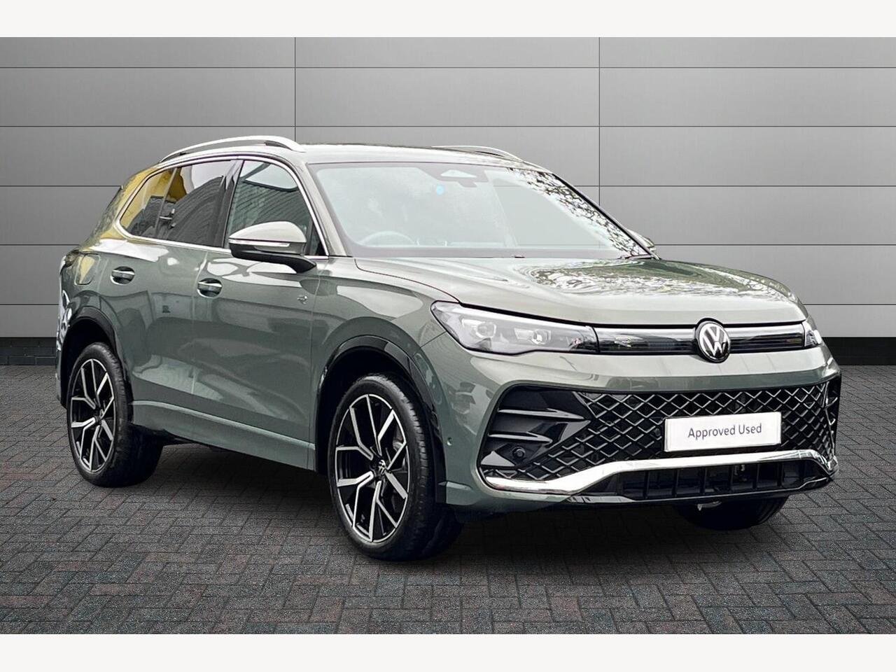 Main listing image - Volkswagen Tiguan