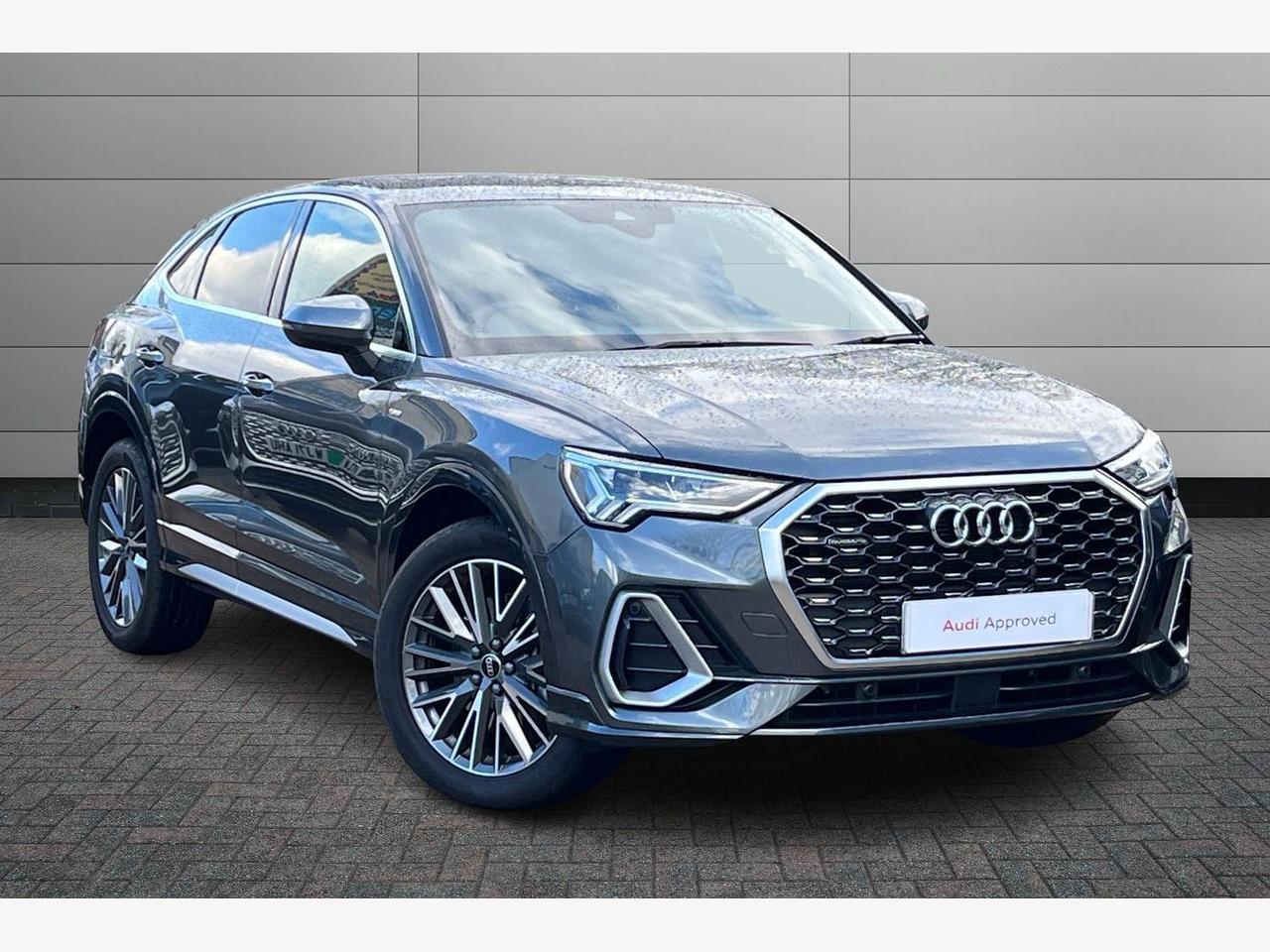 Main listing image - Audi Q3