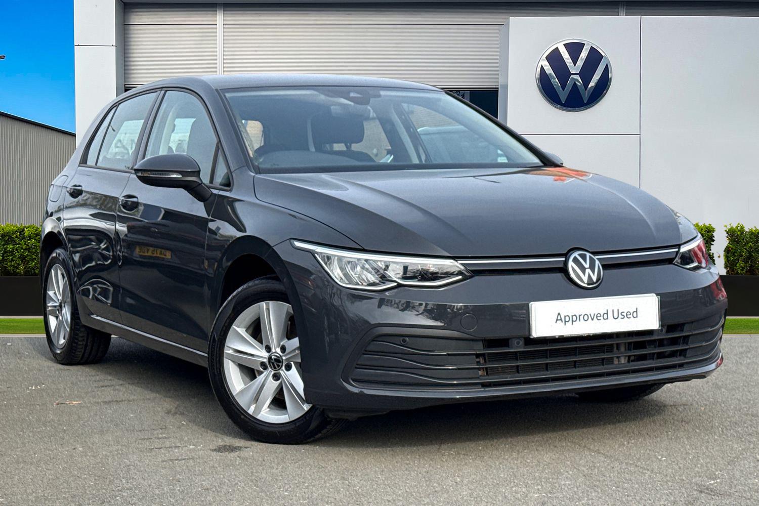 Main listing image - Volkswagen Golf