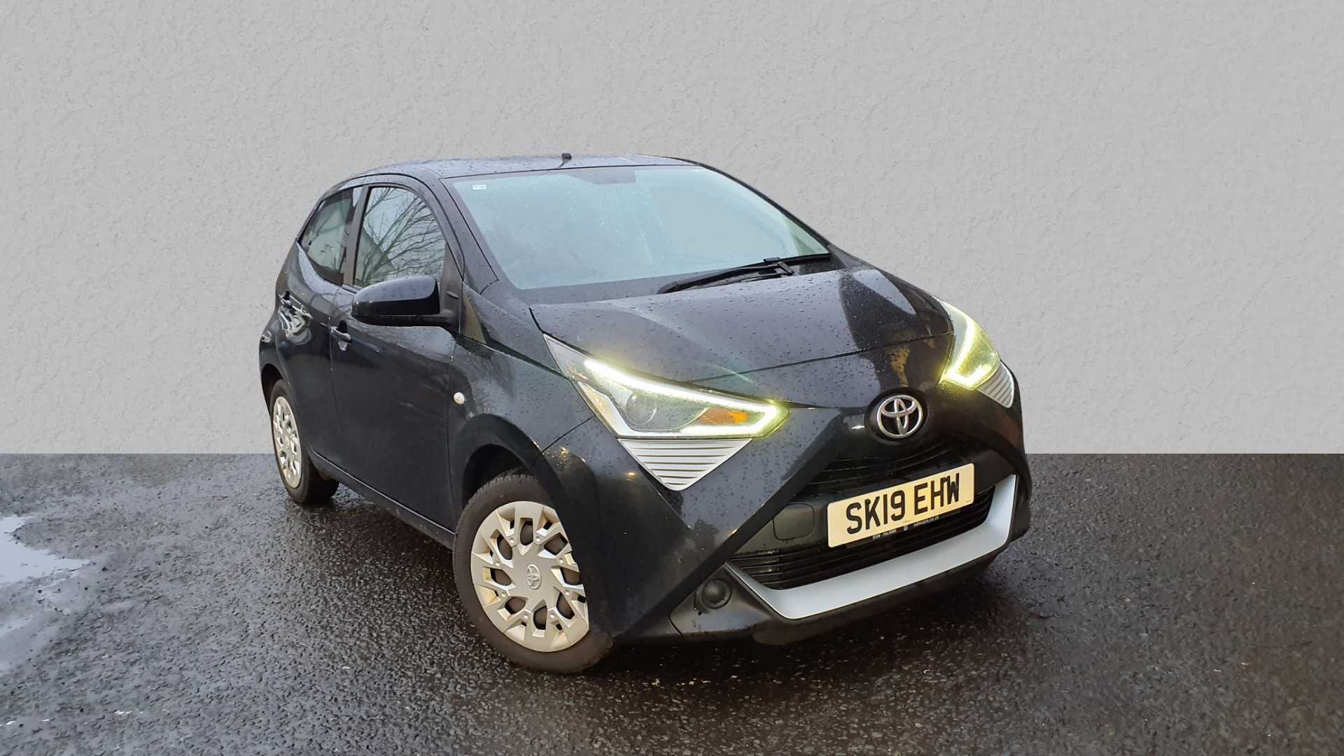 Main listing image - Toyota Aygo